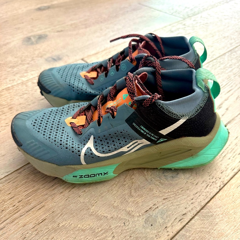 COPY - Nike Zegama Trail Running Shoe size 7